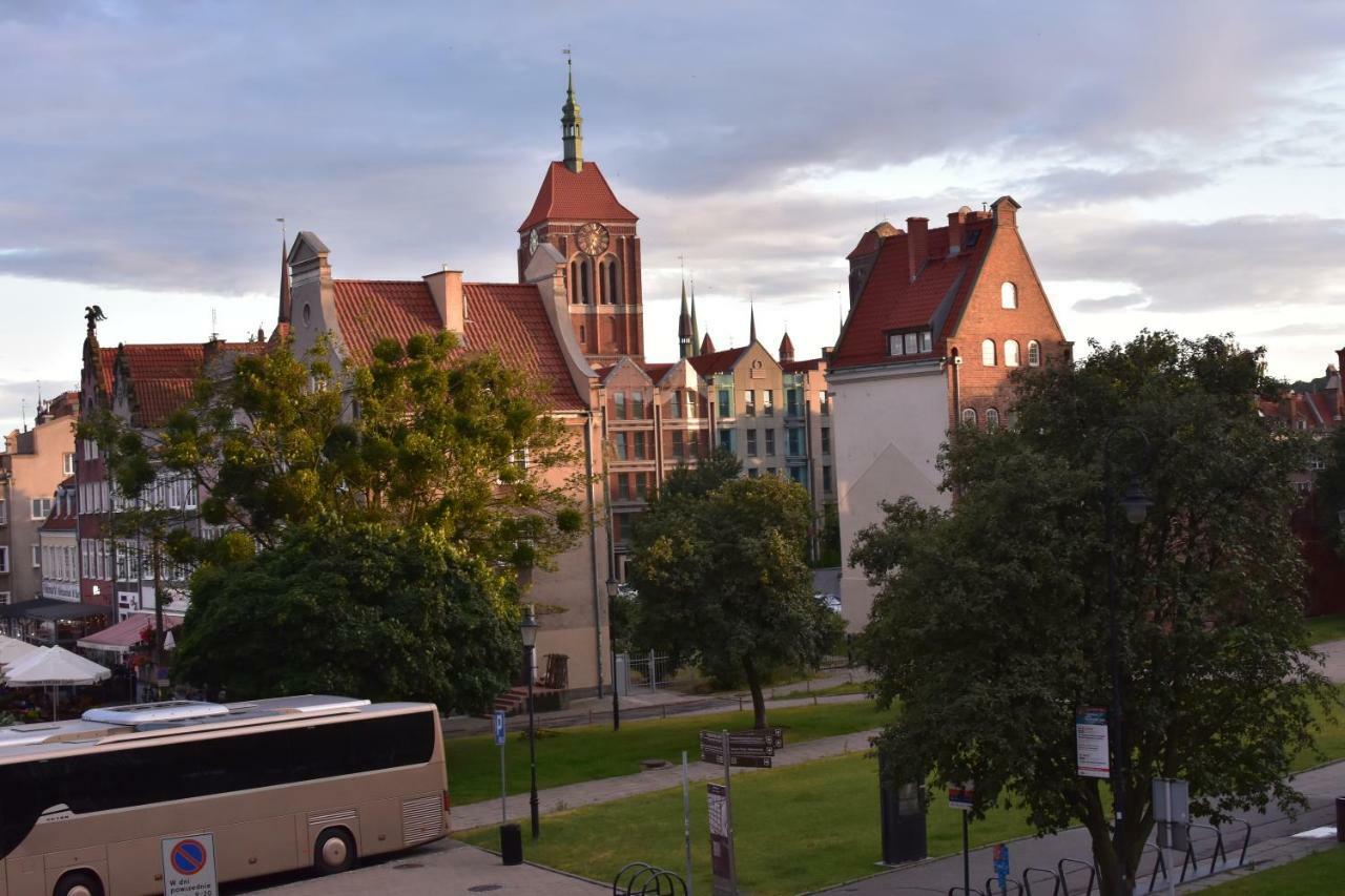 Hostel Przy Targu Rybnym グダニスク エクステリア 写真